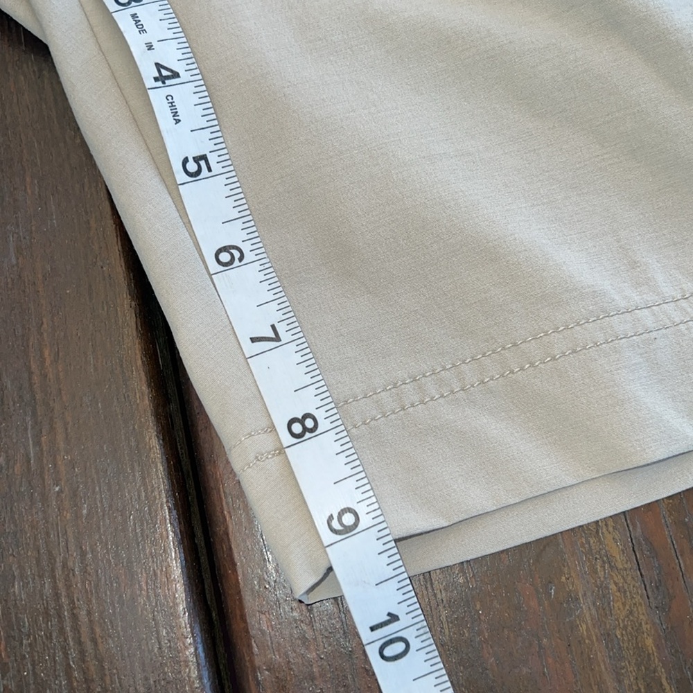 Athleta Women’s Shorts - Picture 15 of 16